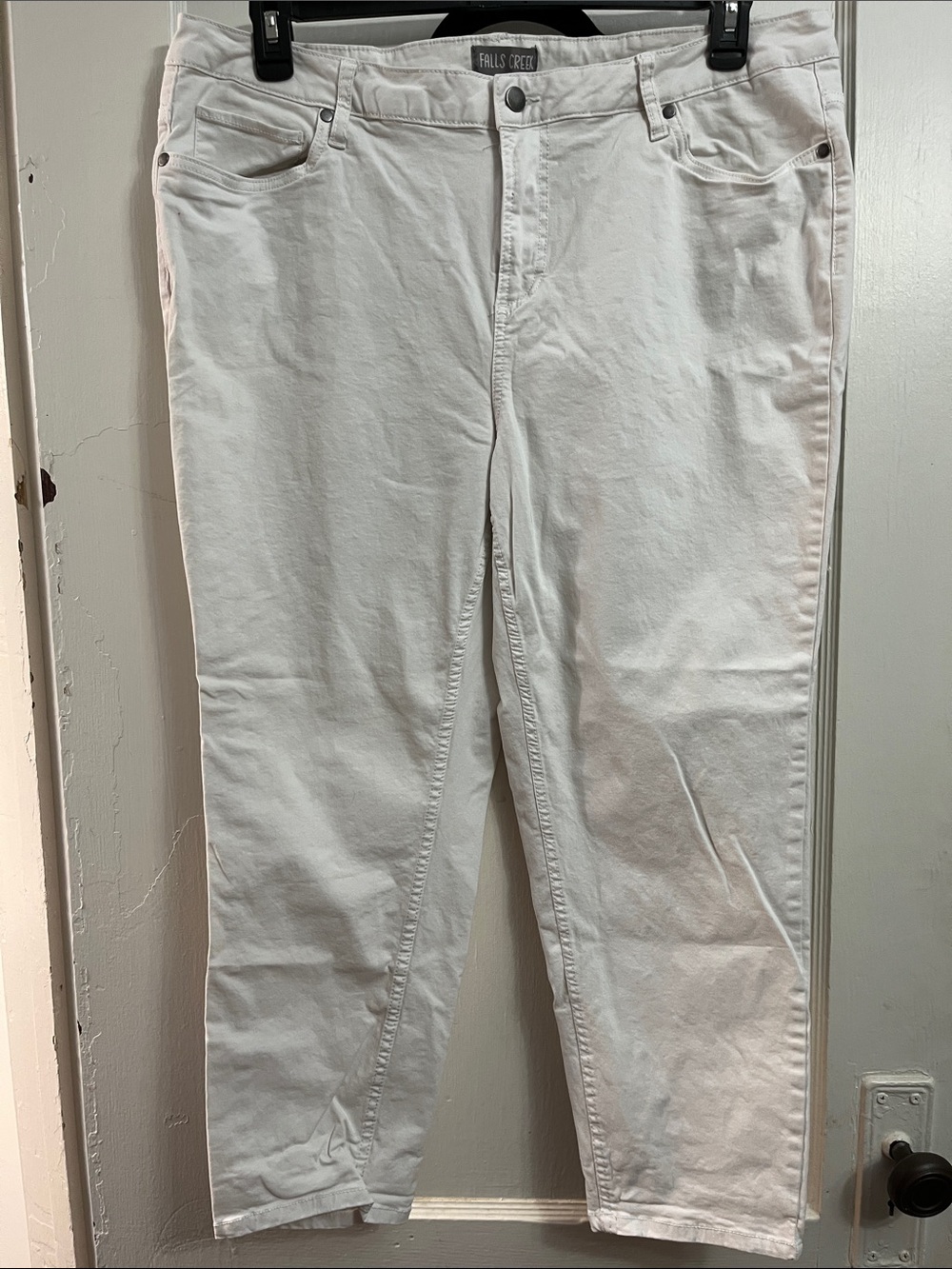 Falls Creek White Ankle Crop Jeans for Women